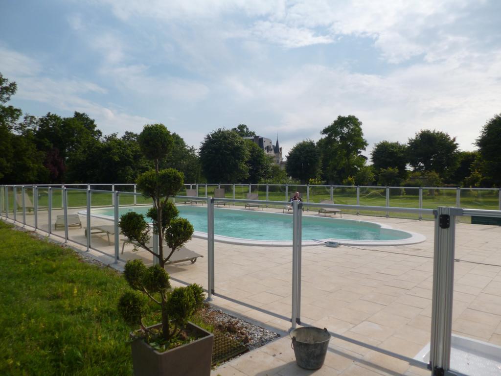 Chambres D'Hotes Chateau De La Puisaye Verneuil d'Avre et d'Iton Exterior foto